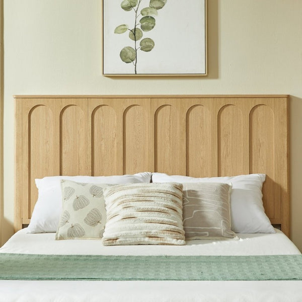 English Elm Queen Platform Bed Mid-Century Arched Headboard Hidden Storage Footboard Walnut Tone Oak W1820S00075
