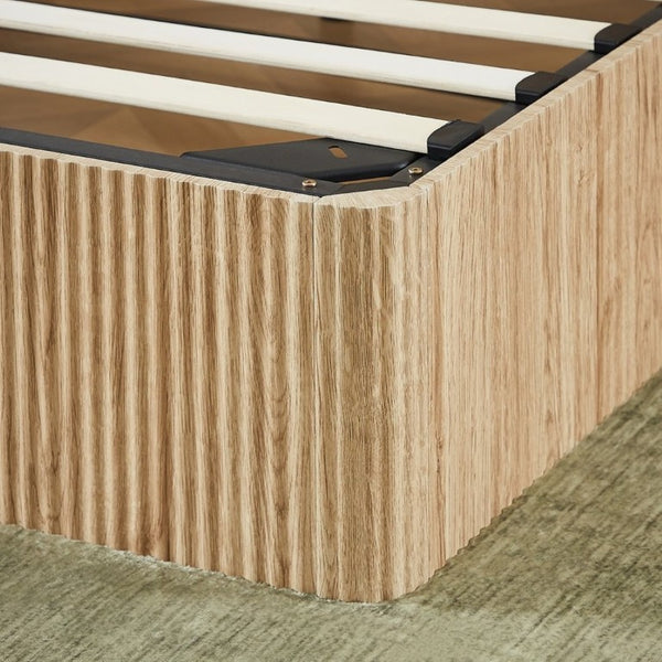 English Elm King Hydraulic Lift Storage Bed Oak Finish Curved Headboard with Wooden Slat Platform W1820S00080