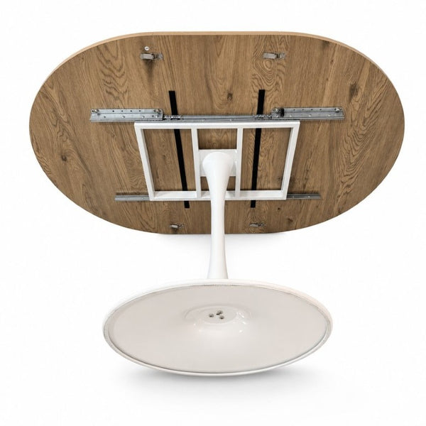 English Elm 57.87Round Extendable Tulip Pedestal Dining Table Seats Six Mid-Century MDF Top W3590P536702