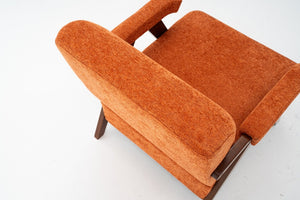 English Elm Mid Century Modern Tufted Accent Chair Solid Wood Frame High Density Foam Seat Orange W3835P484169