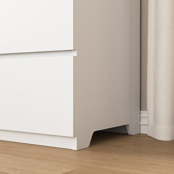 English Elm White Nine Drawer Wide Dresser Handleless Veneer Finish for Minimalist Bedroom Entryway W409S00024