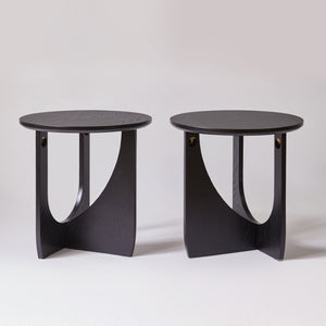 English Elm Round Solid Wood Side Tables Set of 2 with Embossed Grain T-Base Modern Minimalist W5368P551811