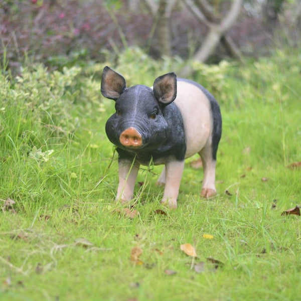 English Elm Garden Resin Pig Figurine Set Hand Painted Farm Statues for Yard Patio Lawn Decor W5709P535607