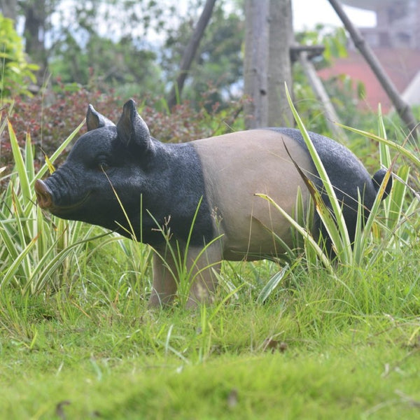 English Elm Garden Resin Pig Figurine Set Hand Painted Farm Statues for Yard Patio Lawn Decor W5709P535607