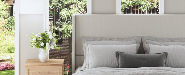 English Elm High Headboard Chenille Upholstered King Platform Bed with Sturdy Wooden Slat Foundation W5819P492591
