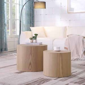 English Elm Mdf Round Nesting Table Set of 2 Oak Veneer Warm Wood Grain Living Room Accent W87640118