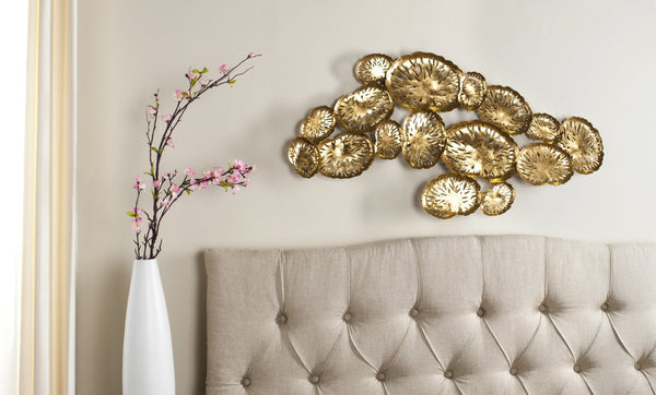 Safavieh CORAL Plate Wall Decor in Luxurious Gold Finish – Coastal Elegance for Modern Interiors & Artful Spaces WDC1026A