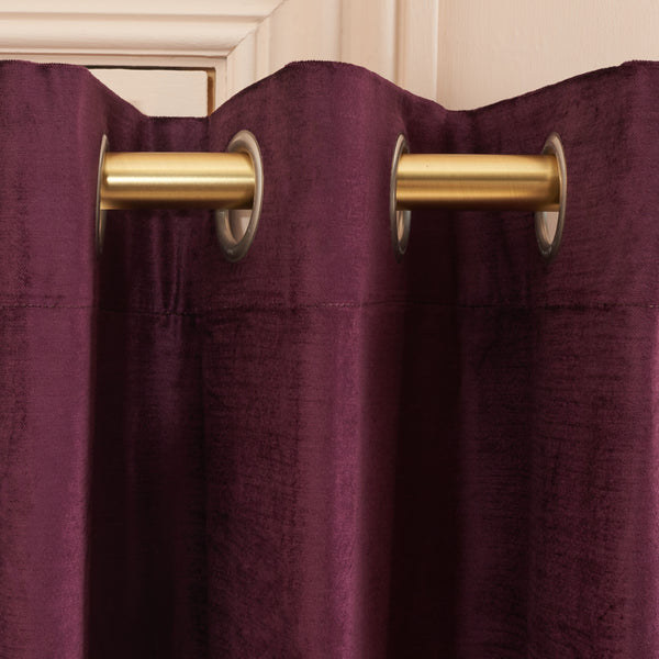 Safavieh Creslia Window Treatment/Eggplant XII23 Eggplant 100% Polyester WDT1054J-5296