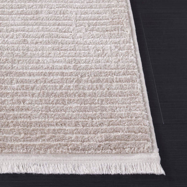 Safavieh Whisper 562b Beige / Ivory Beige ,Ivory 48% Polypropylene,40% Cotton,12% Polyester Whs562b-5