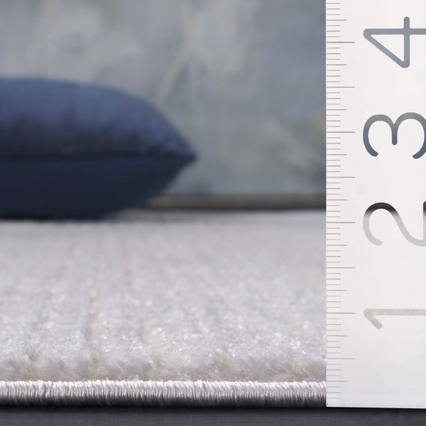 Safavieh Whisper 562f Grey / Ivory Grey ,Ivory 48% Polypropylene,40% Cotton,12% Polyester Whs562f-5