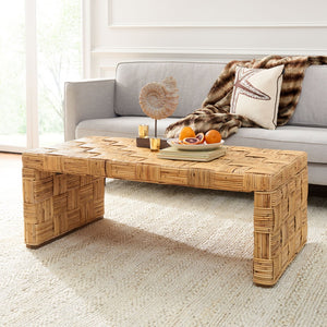 Safavieh Adkin Rattan Coffee Table - Coastal-Chic Design With British Colonial Charm For Elegant Living Spaces Honey Natural / Kubu WIK6503B