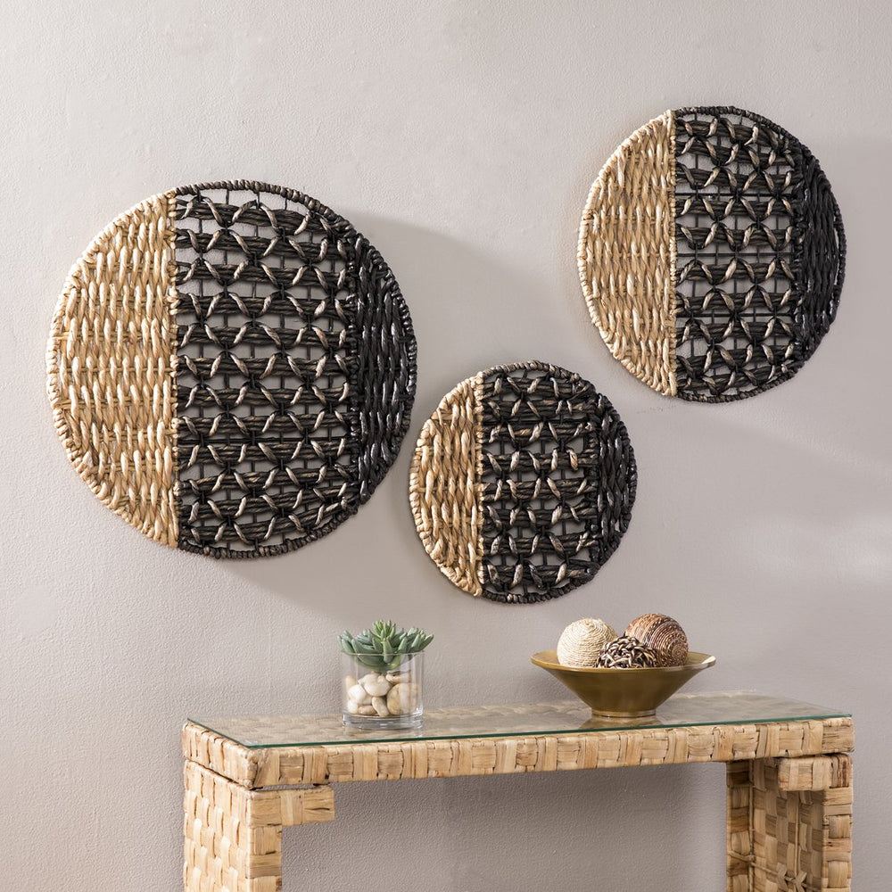 Safavieh Mable Handcrafted Seagrass Bohemian Wall Art Set Of Three With Iron Accents WS0506