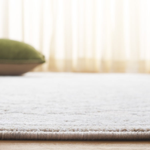 Safavieh Wisteria Exquisite Power Loomed Area Rug – Elegant Traditional Design For Stylish Home Decor Grey ,Ivory Polyester Wst608f-8