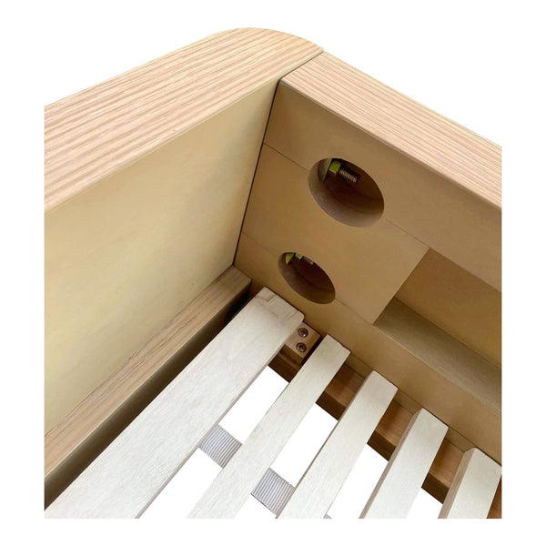 Moe's Home Round Off Bed: Stylish Walnut Frame With Soft Design For Ultimate Bedroom Comfort And Relaxation Brown Walnut And Oak Veneer,Mdf Yr-1006-21-0