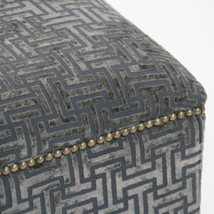 Zentique Willem Cubic Stool - Minimalist 19" Accent Seat with Luxurious Velvet Finish, Compact Versatile Design Oak, Crushed Charcoal Velvet ZEN07 R
