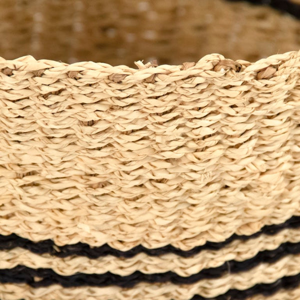 Zentique Woven Seagrass Basket Medium — Handwoven Palm Leaf Storage, Durable Decorative Planter Cover, 15"x10" ZENWS-B12 M