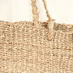 Zentique Woven palm-leaf handbag set of 2 — lightweight, durable market & beach totes with classic neutral style ZENWS-HB05