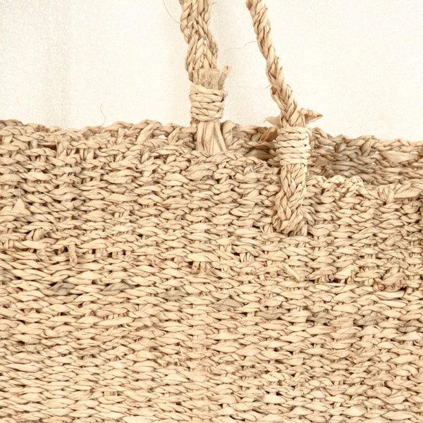 Zentique Woven palm-leaf handbag set of 2 — lightweight, durable market & beach totes with classic neutral style ZENWS-HB05