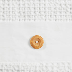 JLA Home Madison Park - 3 Cotton Waffle Weave Comforter Set with Decorative Wood Buttons, OEKO‑TEX Certified, Breathable Cotton 92 L x 104 W x 1.5H MP10-5625