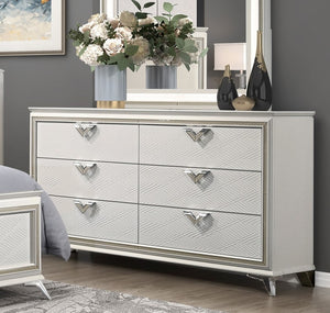 English Elm Antique 6-Drawer White Dresser 65" Modern Luxury Bedroom Storage Vintage-Inspired Solid Design B011P270974