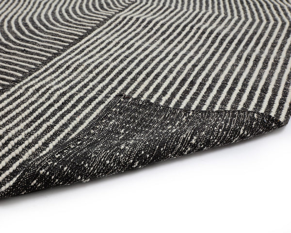 Sunpan SERENE Hand-Woven Rug - Modern Black & White Design, 5' x 8' - Artisanal Cotton Blend for Warmth 107588