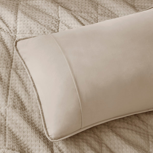 JLA Home Comfort Spaces - Waffle lightweight textured quilt set — breathable, Oeko-Tex certified comfort with plush waffle weave finish Neutral AM14-0373