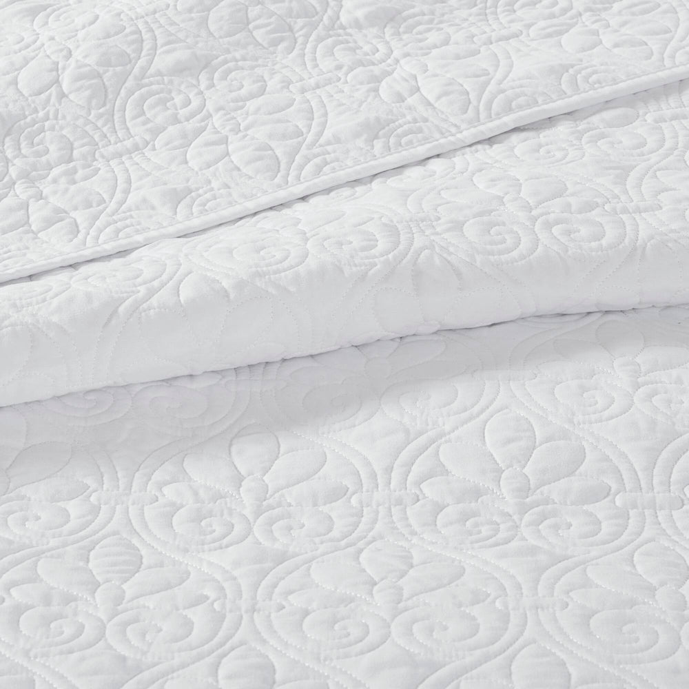 JLA Home Madison Park - 3 Reversible Quilt Set with Textured Stitching, Prewashed Cotton Fill, Antimicrobial Freshness, Machine Washable White MP13-1372