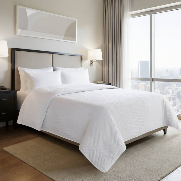 English Elm 1-piece Jacquard Polyester Coverlet Tailored Knife-edge Finish for Full Queen Beds B035P437496