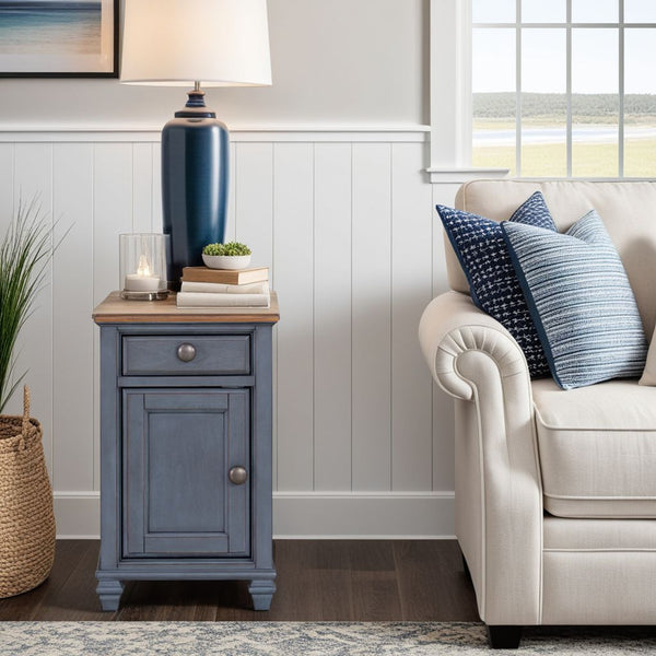English Elm Americana Chairside End Table Rubberwood Build Distressed Finish with Usb Port Storage B108P193076