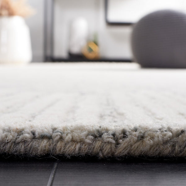 Safavieh Abstract 478 Hand Tufted Contemporary Rug Grey / Ivory ABT478F-9