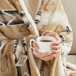 English Elm 1-piece Aztec Heated Throw with 12 Settings Auto Shutoff Soft Ivory Boho Blanket Multicolor B035P408334