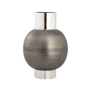 Atlas Allred Oversized Metal Vase - Stunning Two-Tone Decorative Accent for Modern Home Decor & Styling AC11026-01