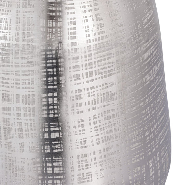 Atlas Bourne Vase - Polished Silver Accent for Modern Décor, Perfect for Stylish Arrangements & Interiors Large AC11116-02