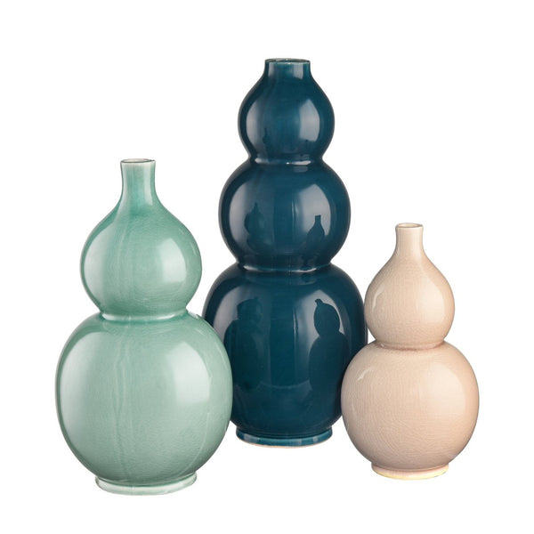 Atlas Celia Vase - Sculptural Seafoam Green Decorative Piece for Modern Tabletops and Coastal Decor AC11166-01