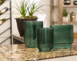 Atlas Dare Vase - Elevate Your Space with Art Deco Emerald Glass Accent for Floral Arrangements & Décor Small AC11232-01