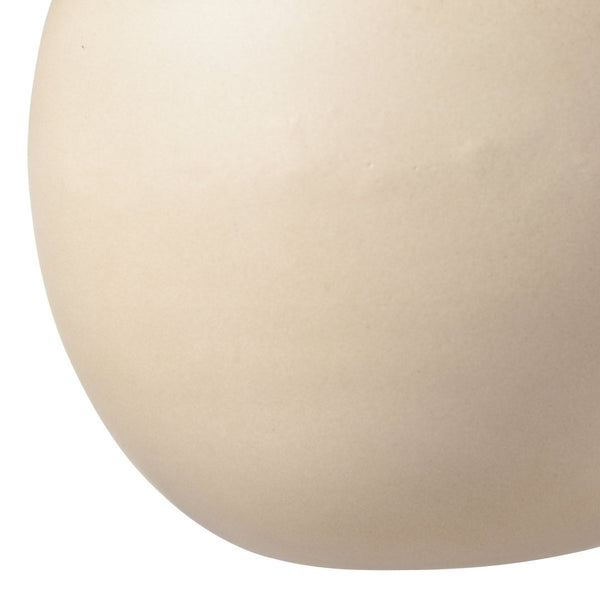 Atlas Delia Bottle - Elegant Burnt Ivory Metal Vase with Curved Amphora Shape for Timeless Décor Style AC11235-01
