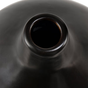 Atlas Faye Vase - Elegant Earthenware Decor for Modern Interiors, Perfect for Fresh Flowers or Dried Botanicals Large Black AC11301-02