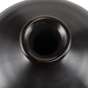 Atlas Faye Vase - Elegant Earthenware Decor for Modern Interiors, Perfect for Fresh Flowers or Dried Botanicals Medium Black AC11302-02