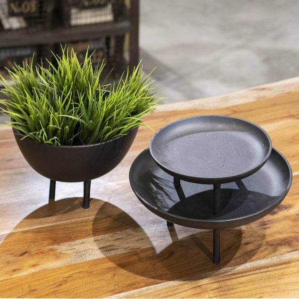 Atlas Kiser Plate - Striking Matte Black Centerpiece for Serving & Styling with Elevated Design Details AC11420-01