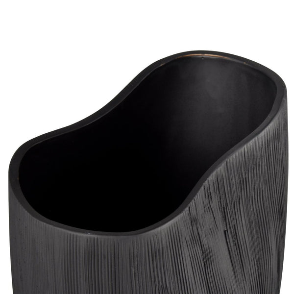 Atlas Scribing Vase: Sculptural Matte Finish Decor with Textured Design for Modern Minimalist Interiors Black AC11572-01