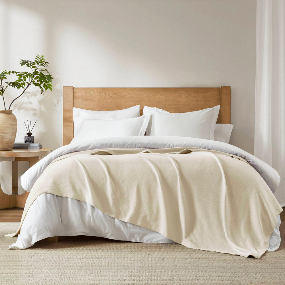 JLA Home Madison Park - Blanket crafted from Liquid Cotton for ultra-soft durability, breathable moisture-wicking, OEKO‑TEX safe comfort Ivory BL51N-0732