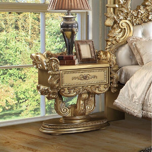 English Elm Gold Luxurious 1-Drawer Nightstand with Felt-Lined Self-Closing Drawer, 2/3 Extension, Gold Finish Elegance B062P215396