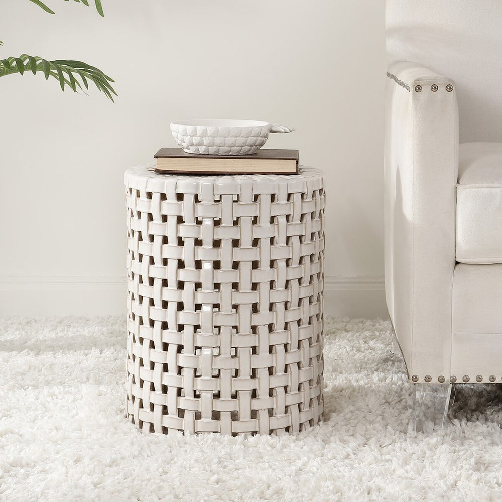 Safavieh Tri-Fold Screen   ACS4606A