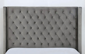 English Elm Elegant Queen Wingback Bed Tufted Upholstered Frame in Soft Flannelette Fabric Gray B2741S00846