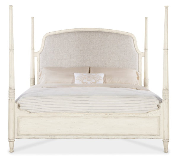 Hooker Furniture Americana Queen Upholstered Poster Bed With Cream Headboard, Molasses Oak Finish, Distressed Charm 88.00 L x 82.00W x 75.75H 7050-90666-02