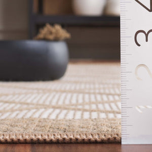 Safavieh Aspect 454 Power Loomed 50% Cotton, 47% Jute, 3% Polyester Natural Fiber Rug Ivory / Natural APE454A-8