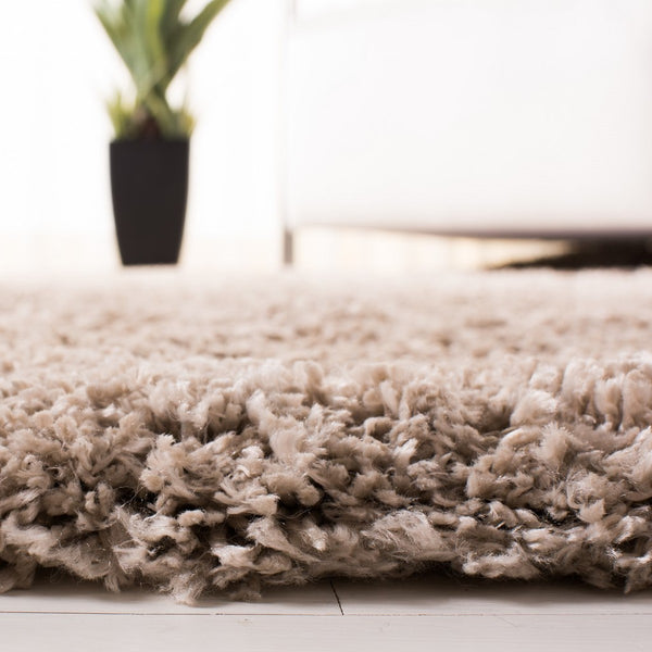 Safavieh Adriana Shag 780 Power Loomed  Rug Beige / Cream ARG780D-3