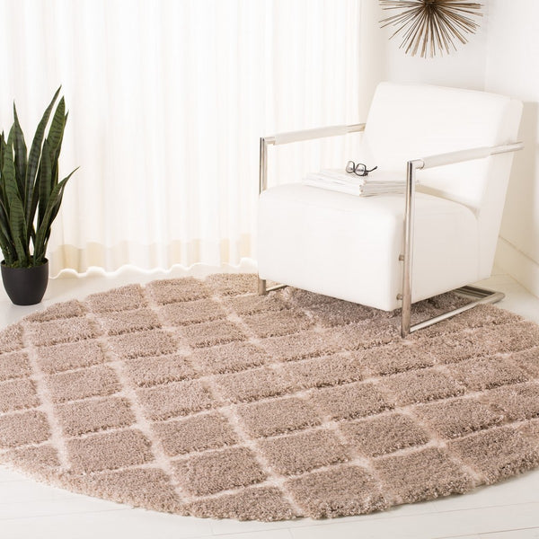 Safavieh Adriana Shag 780 Power Loomed  Rug Beige / Cream ARG780D-3