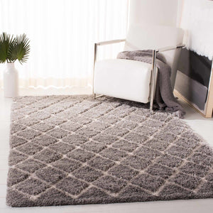Safavieh Adriana Shag 780 Power Loomed  Rug Light Grey / Cream ARG780G-3