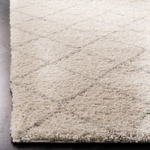 Safavieh Arizona Shag 742 Power Loomed 60% Polypropylene, 35% Jute, 5% Polyester Rug Ivory / Beige ASG742A-26